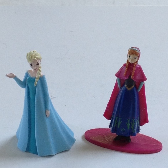 Frozen Princess Anna Queen Elsa Mini Figure Collectible Girls Toy - Picture 7 of 7